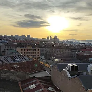 Vue Mer Et Et Notre Dame Centre Avec Balcon Et Parking Appartement